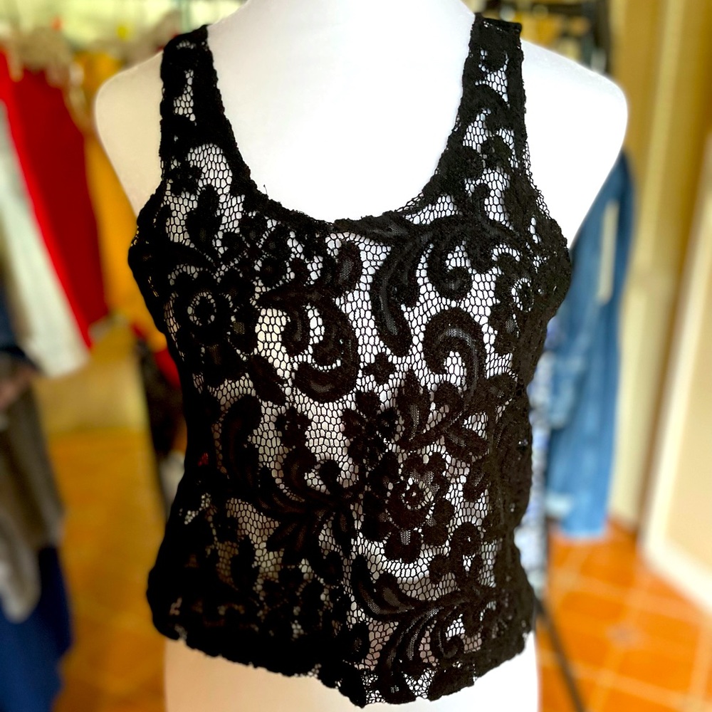 Black paisley crop tank
